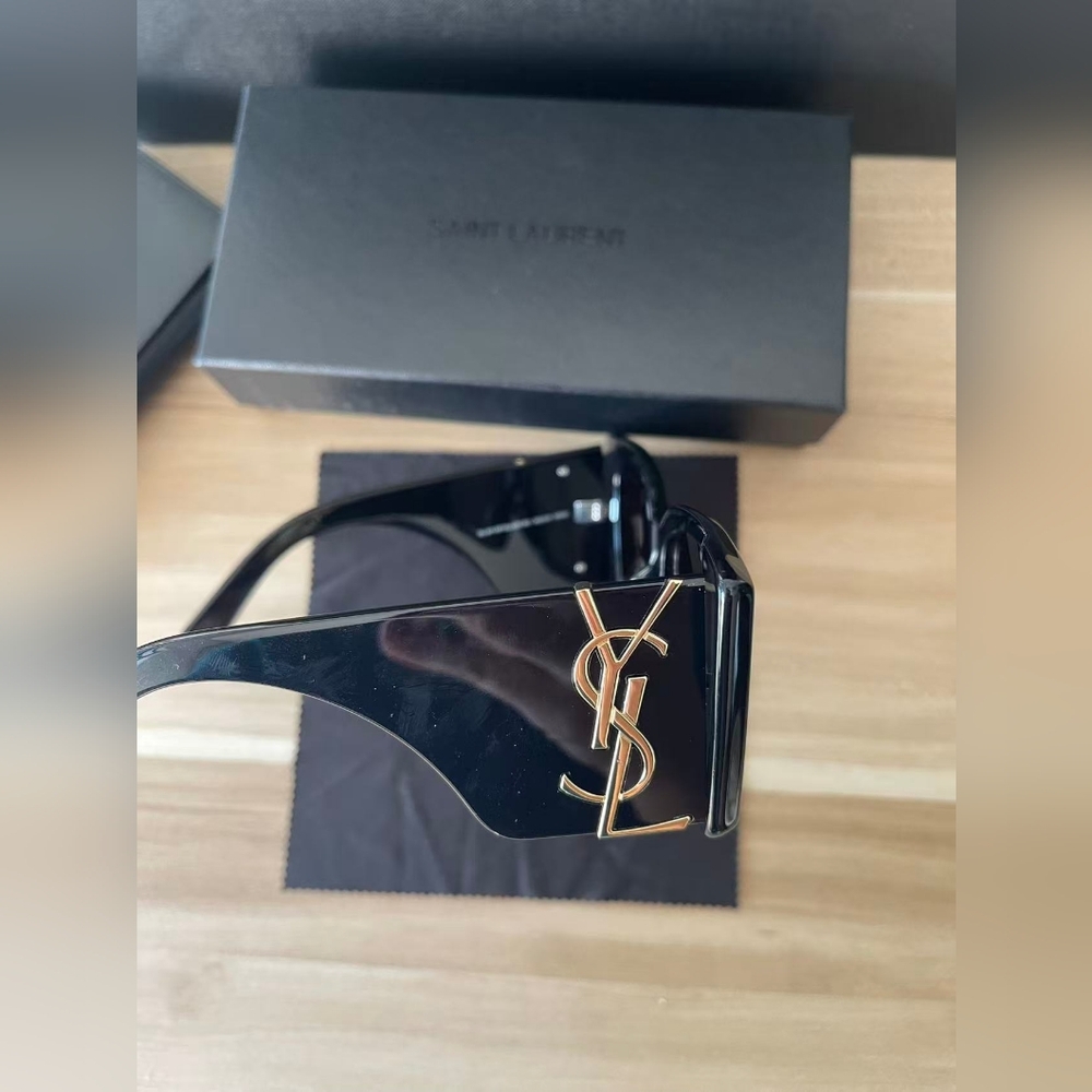 Yves Saint Laurent Black Sunglasses with Gold YSL Emblem - Picture 5 of 10